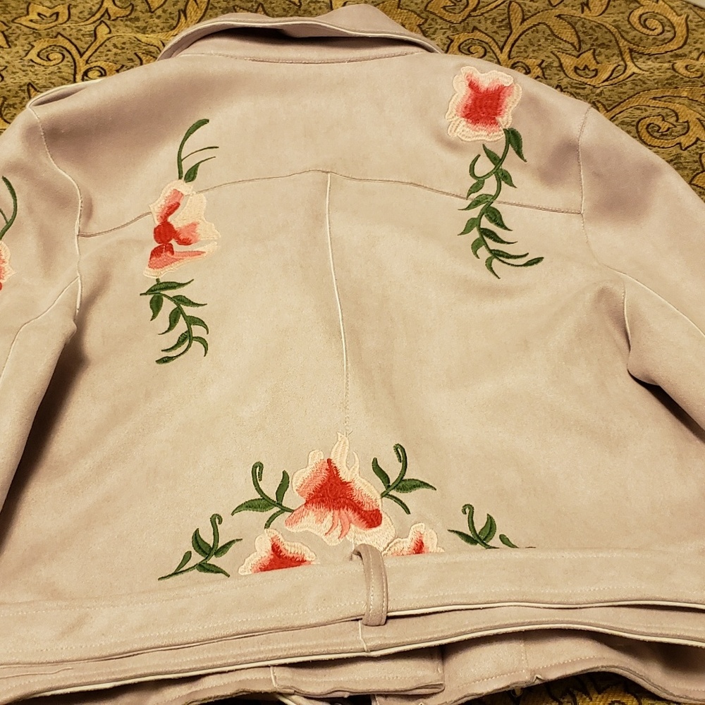 Jacket - Picture 2 of 3